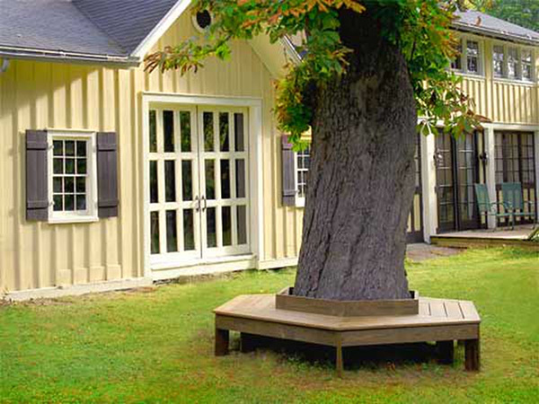 Tuinbankje rondom boom